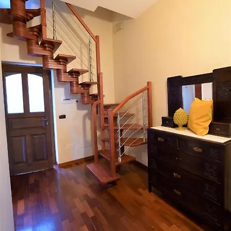 Collection: Iside Apartamento *